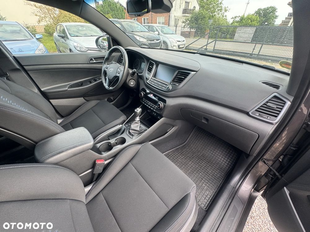 Hyundai Tucson blue 1.6 GDi 2WD Passion - 12