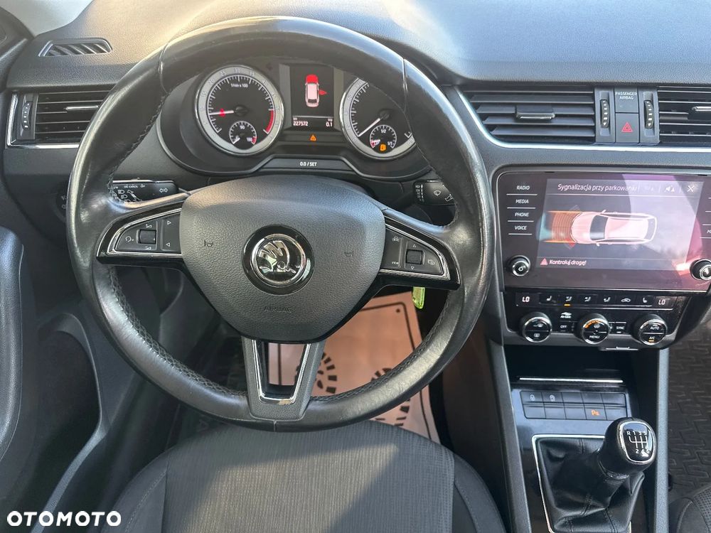 Skoda Octavia 2.0 TDI Style - 27