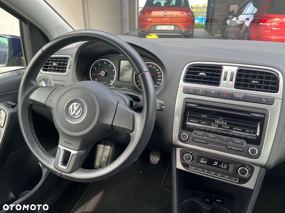 Volkswagen Polo 1.4 16V Comfortline - 19