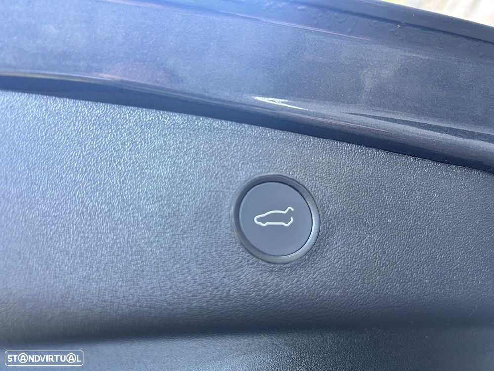 Tesla Model 3 Performance Dual Motor AWD - 27
