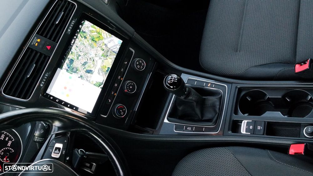 VW Golf 1.6 TDI R-Line - 56