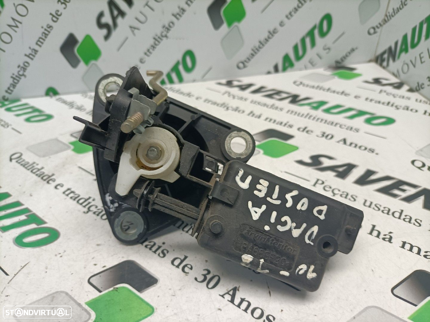 Interruptor / Switch / Botão Da Mala Dacia Duster (Hs_) - 3