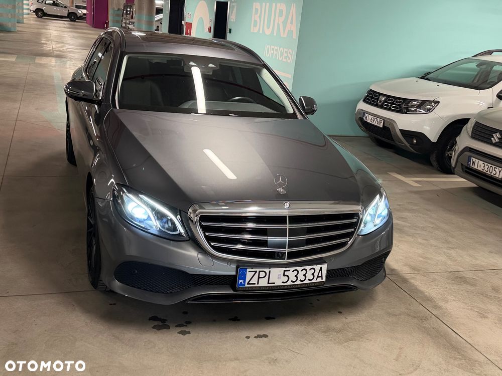 Mercedes-Benz Klasa E 200 CGI BlueEFFICIENCY Automatik Avantgarde - 6