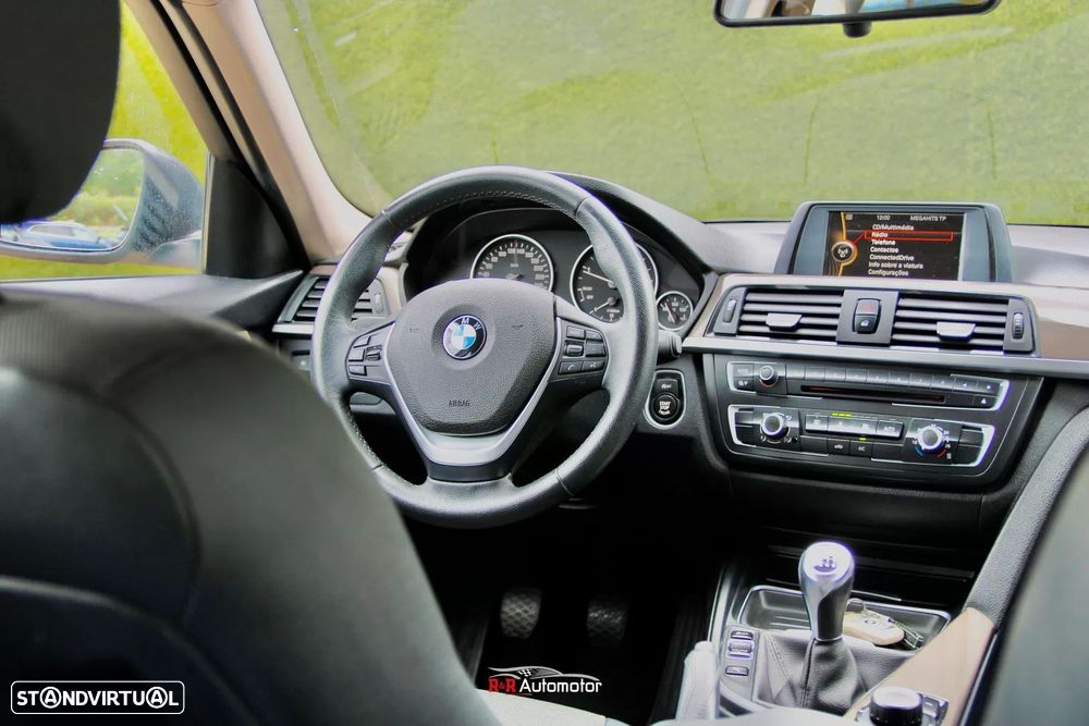 BMW 320 d EfficientDynamics Line Modern — fotografia 3