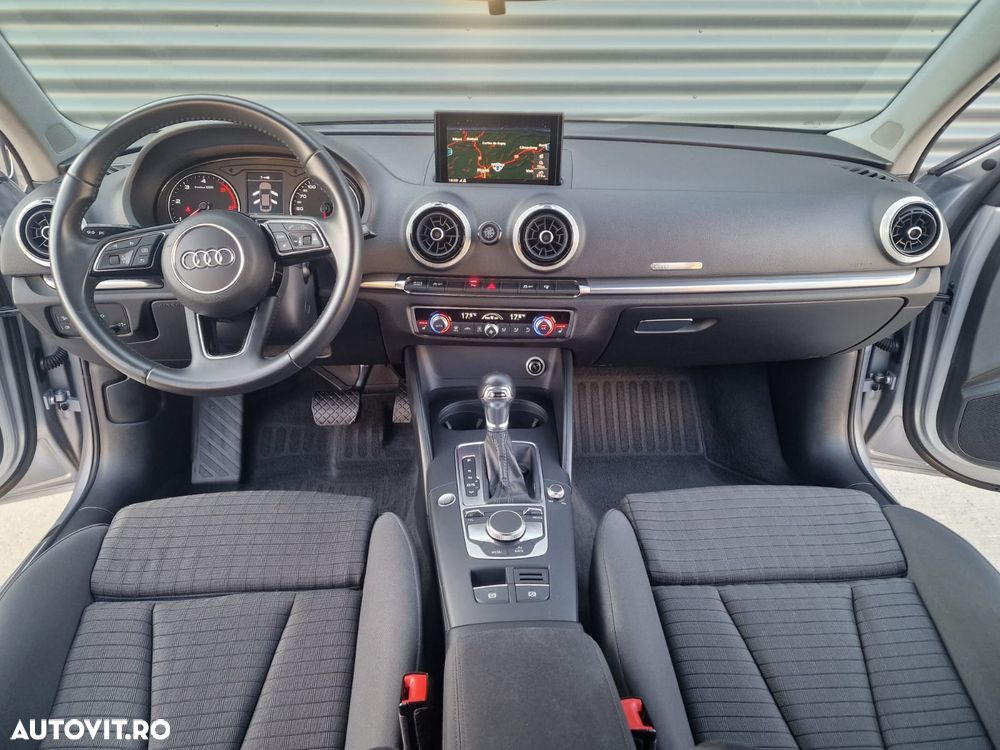 Audi A3 3-portiere 2.0 TDI S tronic Sport - 6