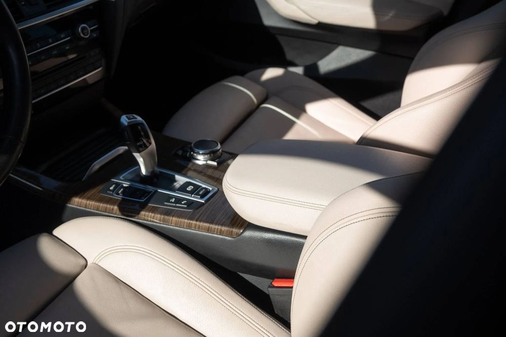 BMW X4 xDrive20d xLine - 15