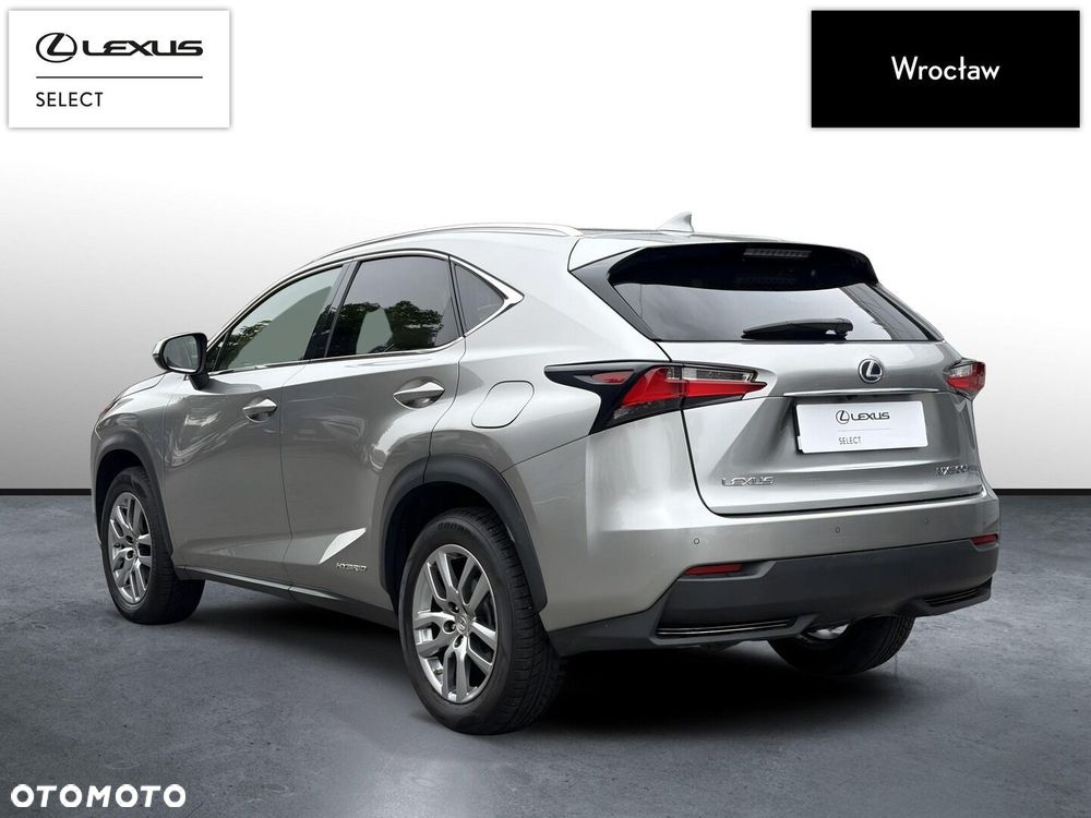 Lexus NX 300h Comfort AWD - 4