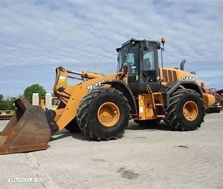 Axa fata /punte spate CASE  921F - 1