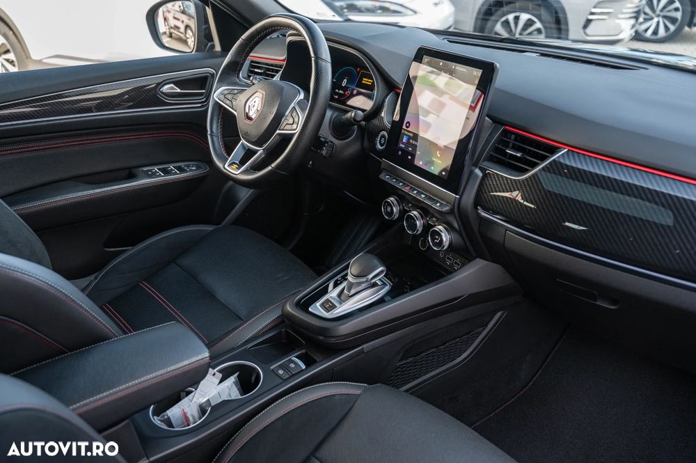 Renault Arkana E-TECH RS Line - 9