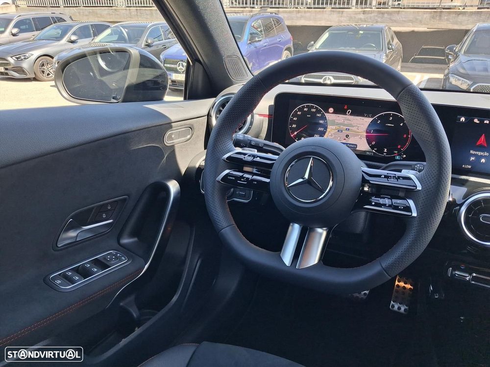 Mercedes-Benz A 180 d - 15