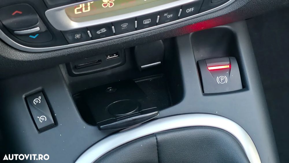 Renault Scenic ENERGY dCi 130 INITIALE PARIS - 29