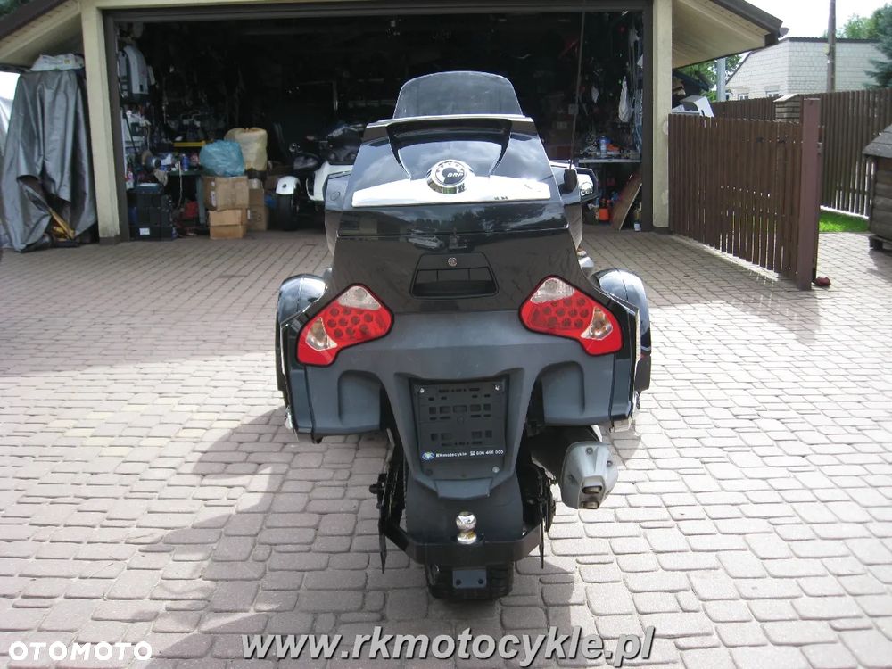 Can-Am Spyder - 5