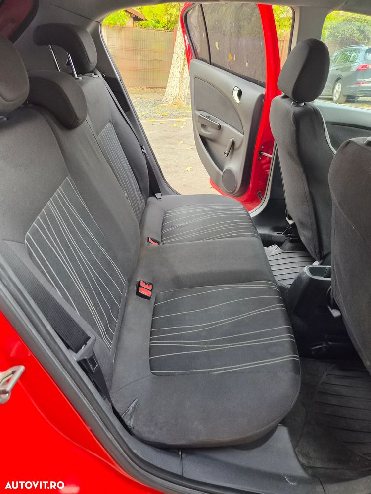 Opel Corsa - 8