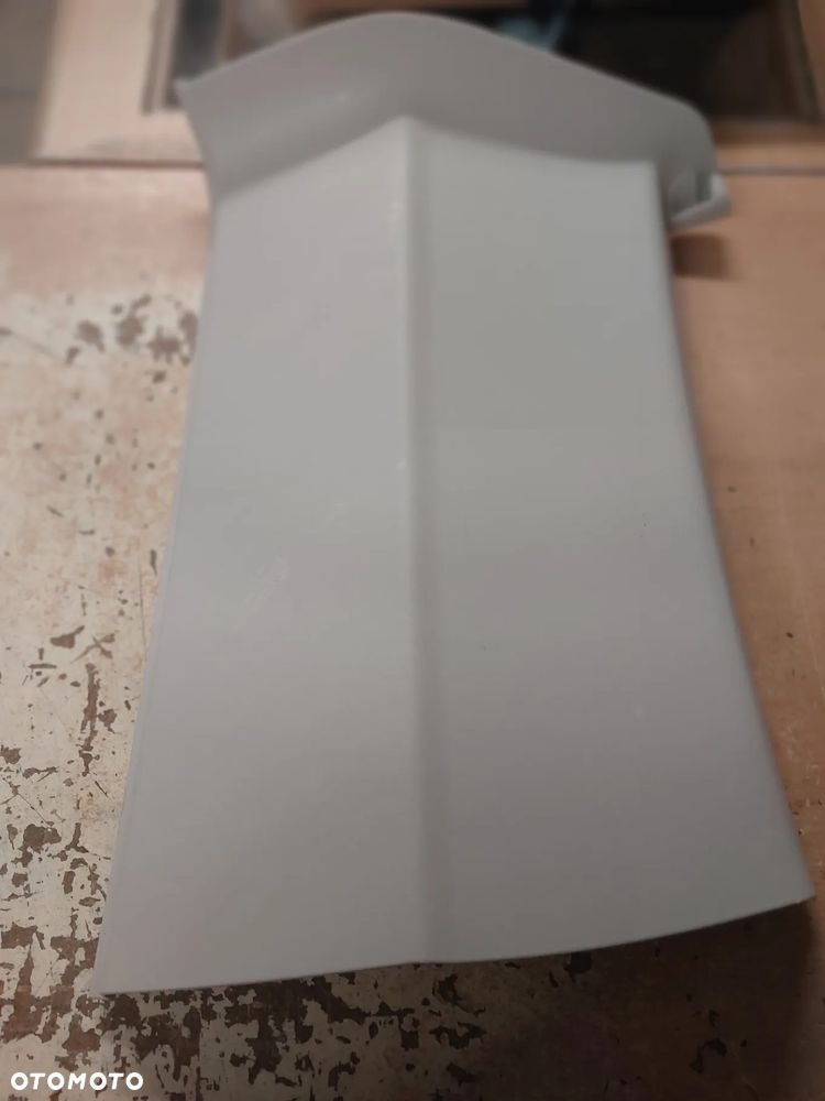 Słupek D vw t5 t6 - 4