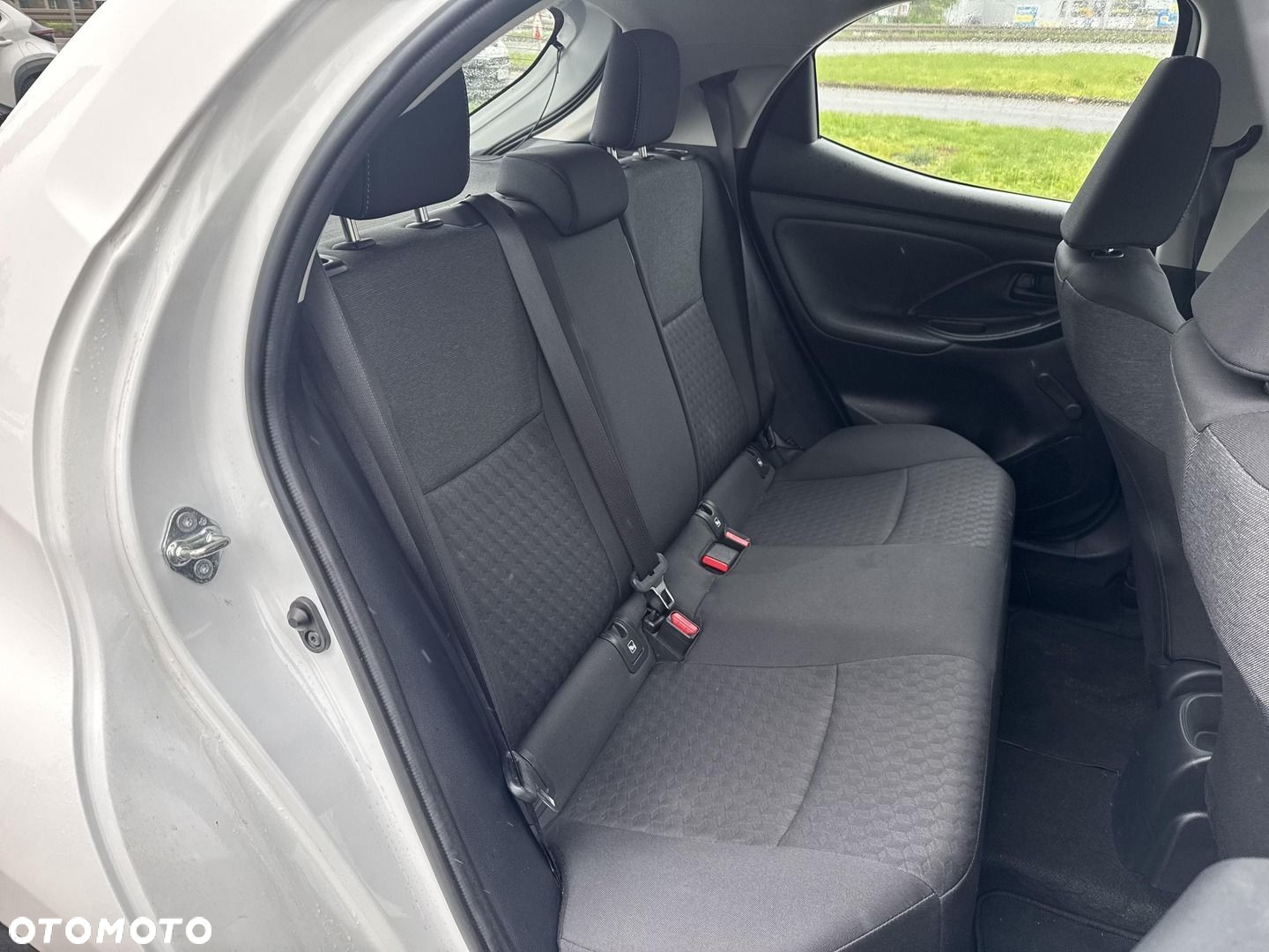 Toyota Yaris 1.0 Comfort - 21
