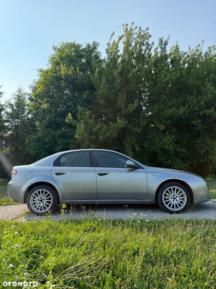 Alfa Romeo 159 ver-159-1-9-jtdm-16v-dpf - 4