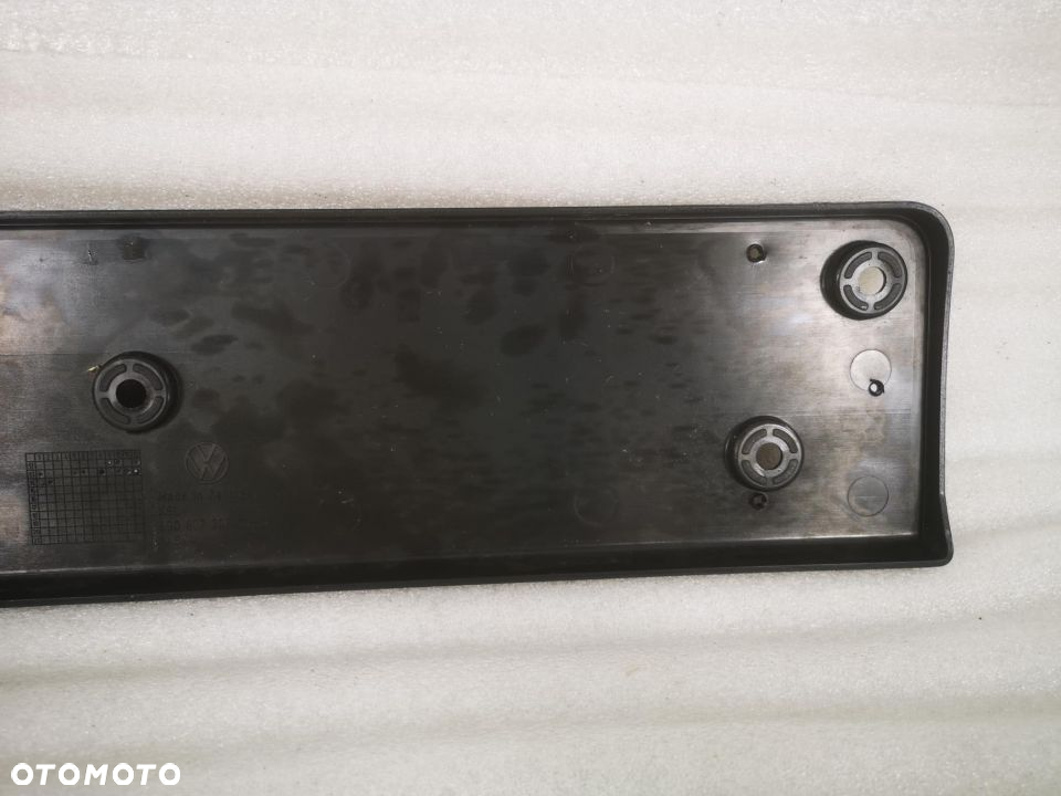 VW GOLF VII R-LINE PODKŁADKA POD TABLICE REJESTRACYJNĄ PRZÓD NR 5G0807287 G  NR AUKCJI NK378 /2 - 4