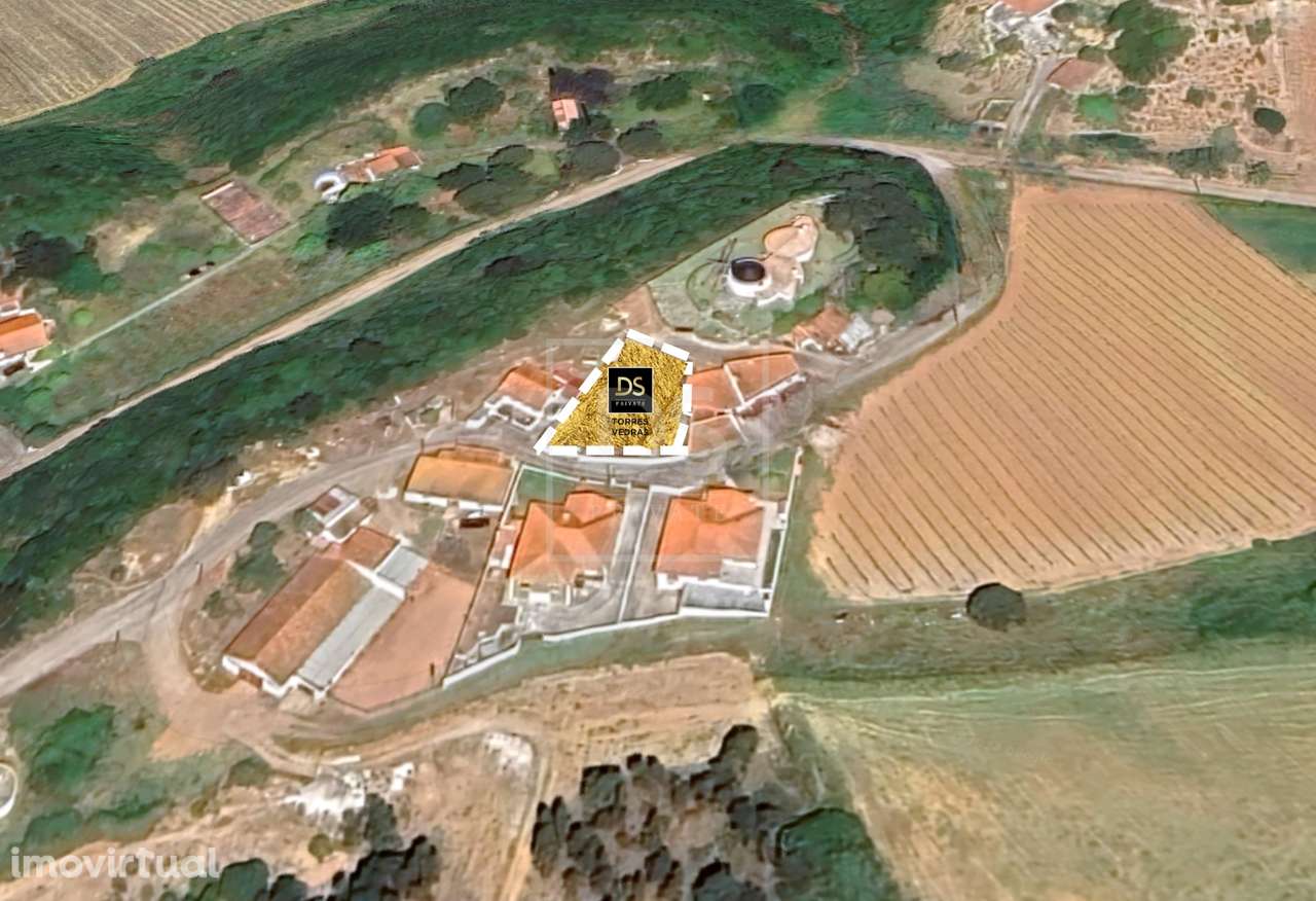 Terreno Urbano com Ruína e Potencial de Construção | Matacães – Torres - Grande imagem: 2/5