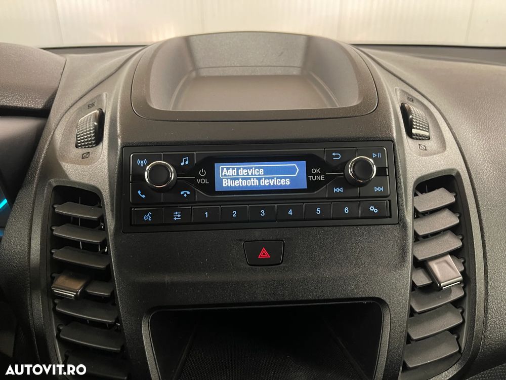 Ford Transit Connect - 7