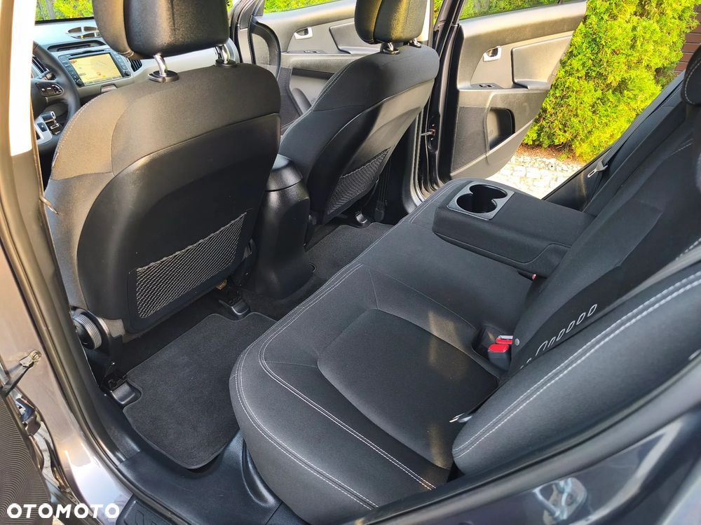 Kia Sportage 1.6 GDI 2WD Dream-Team Edition - 38