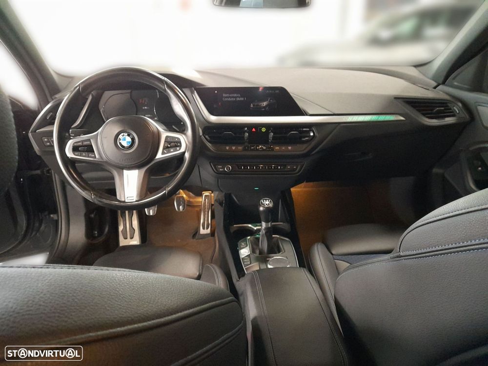 BMW 116 d Pack Desportivo M - 11