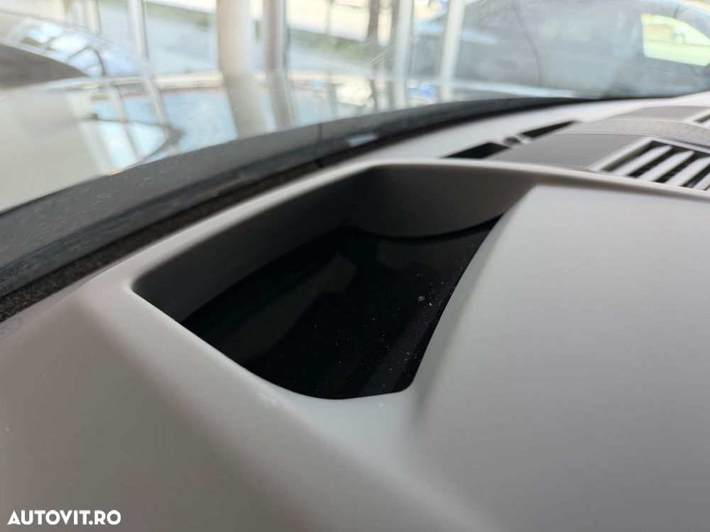 Land Rover Range Rover 3.0 I6 D350 MHEV Autobiography - 12