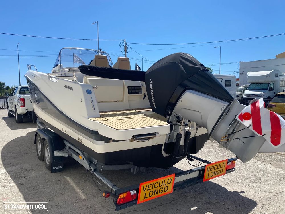 Quicksilver Activ 755 Sundeck - 5