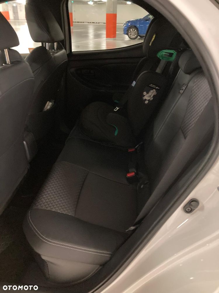 Toyota Yaris - 19