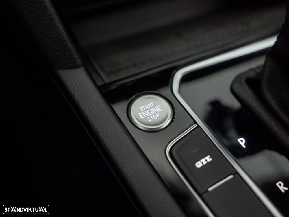 VW Passat Variant 1.4 TSI GTE Plug-in - 24