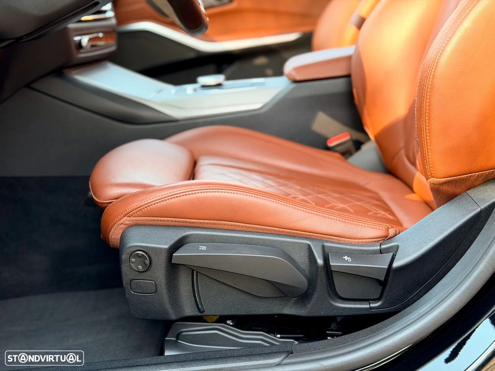 BMW 320 - 13
