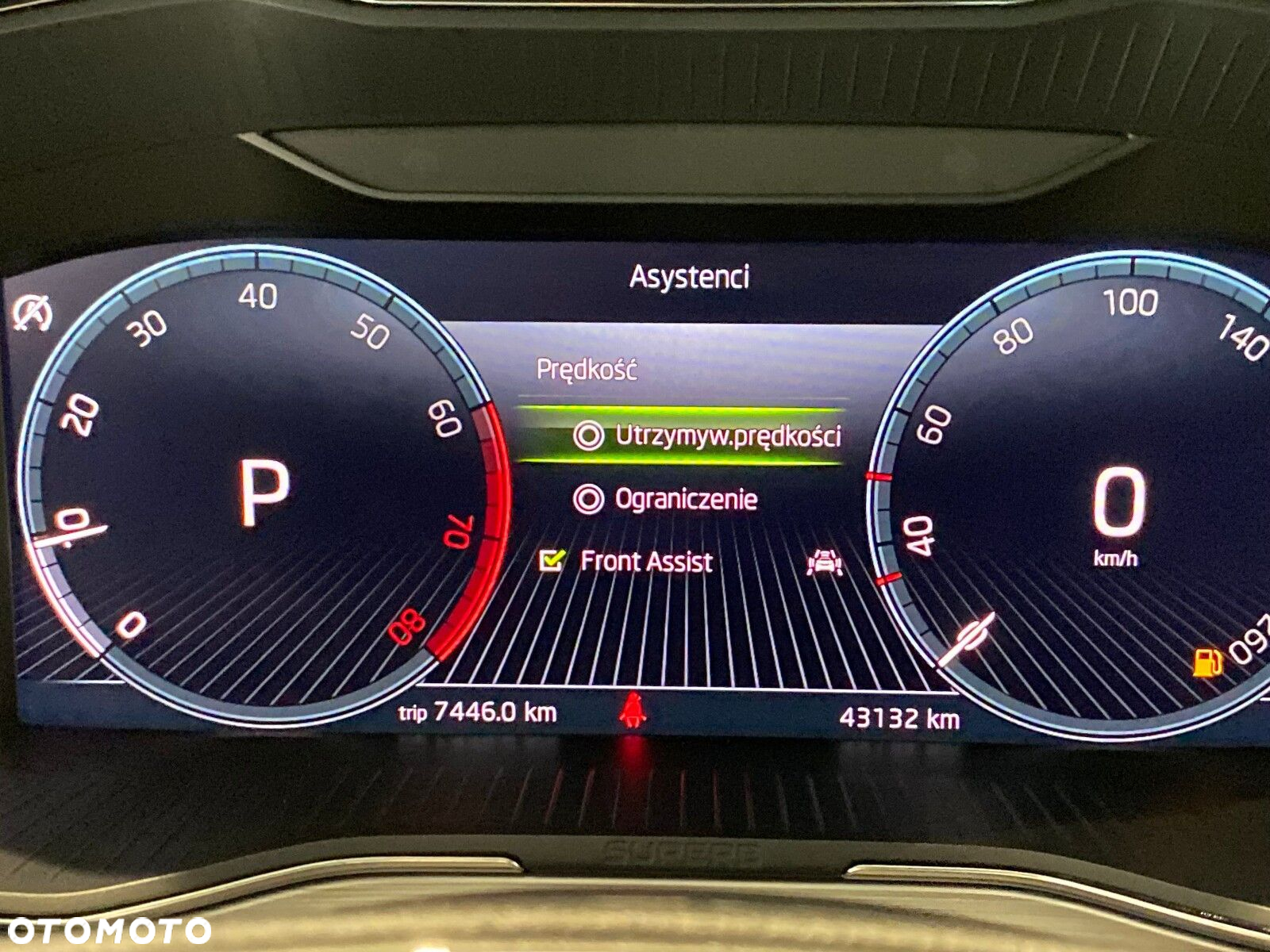 Skoda Superb 1.5 TSI Ambition DSG - 32