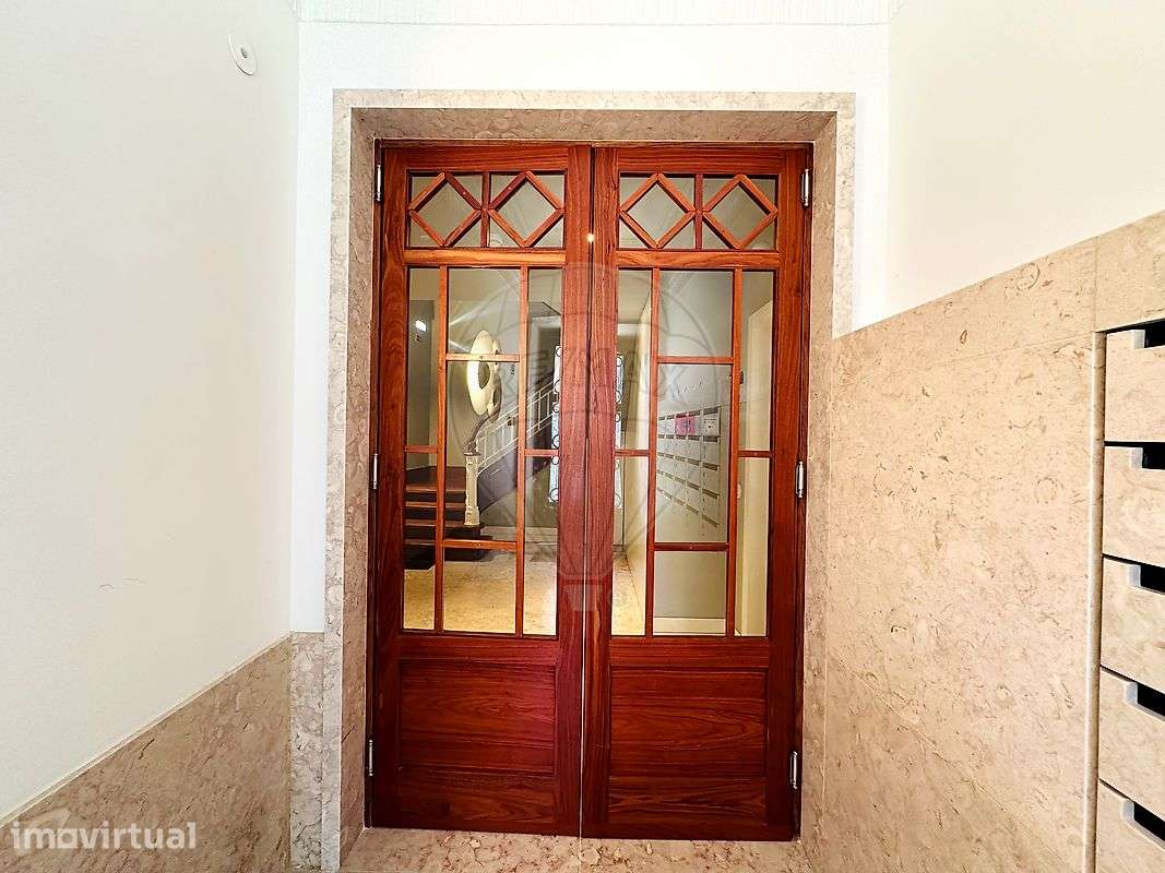 Apartamento T0 para arrendamento - Grande imagem: 3/18