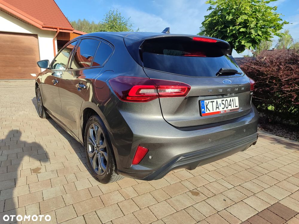 Ford Focus 1.0 EcoBoost Hybrid ST-LINE - 20