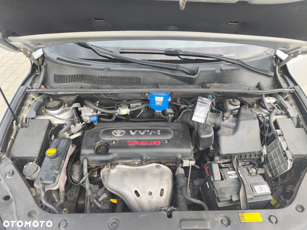 Toyota RAV4 2.0 4x4 - 19
