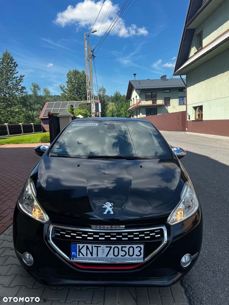 Peugeot 208 - 11