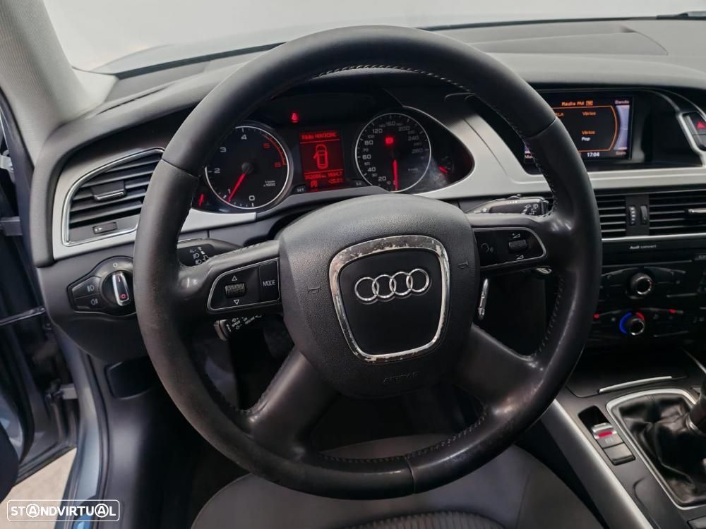 Audi A4 Avant 2.0 TDI Advance - 15