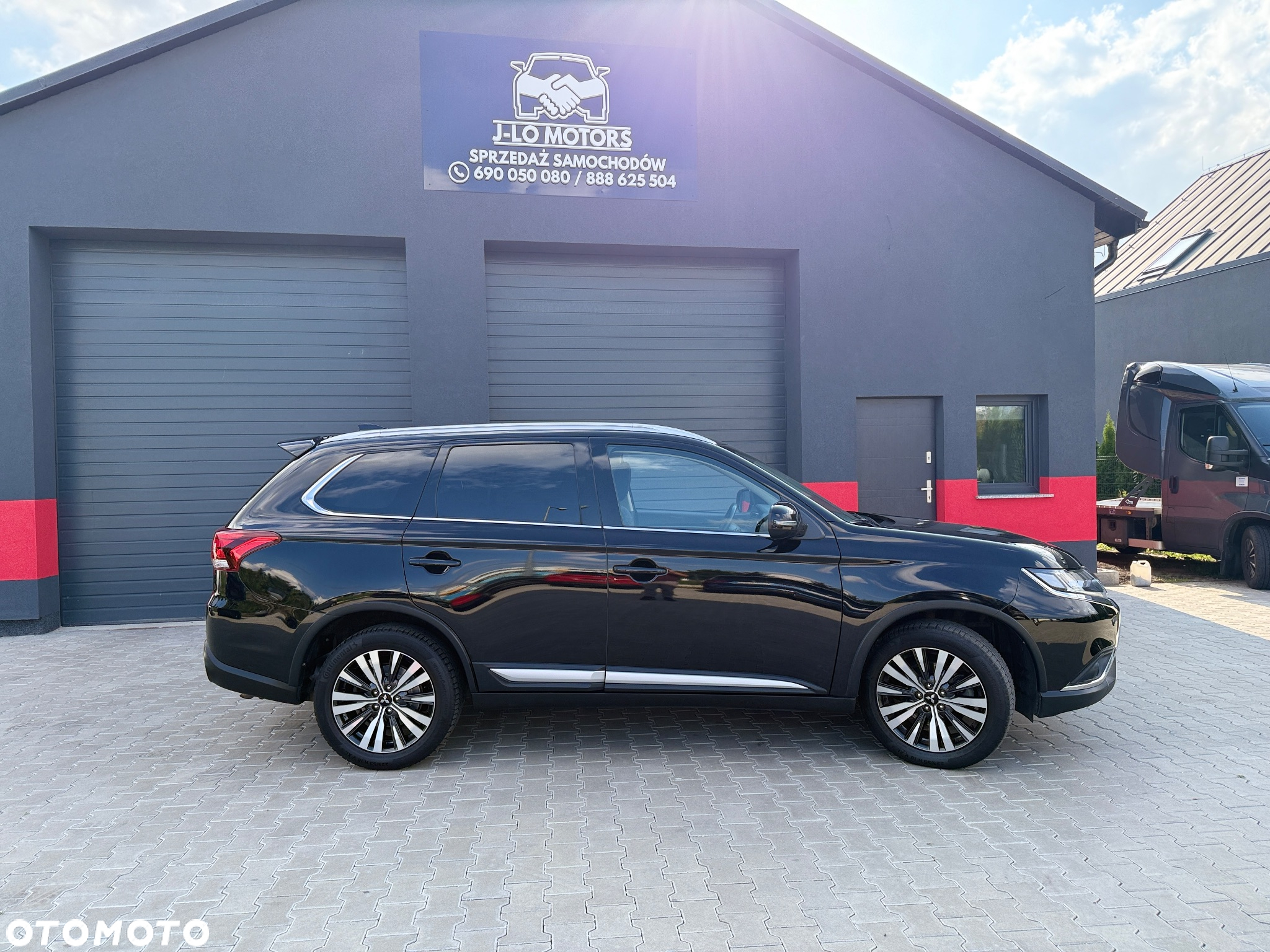 Mitsubishi Outlander 2.0 2WD CVT Diamant Edition+ - 14