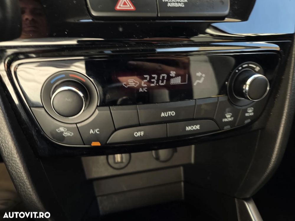 Suzuki Vitara 1.4 Passion - 31
