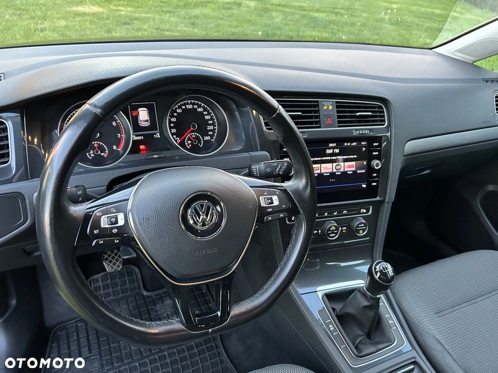 Volkswagen Golf 1.5 TSI BMT Evo Comfortline - 15