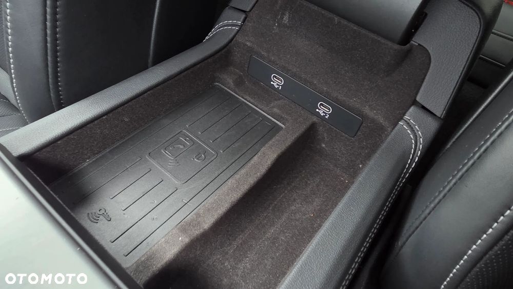 Audi A6 Avant 55 TFSI e quattro S tronic S line - 27