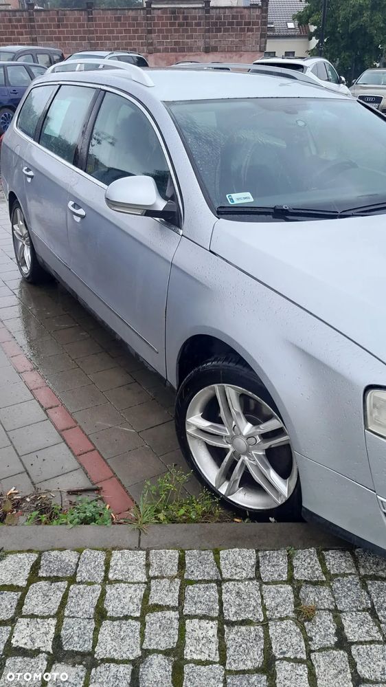 Volkswagen Passat 2.0 TDI Comfortline - 9
