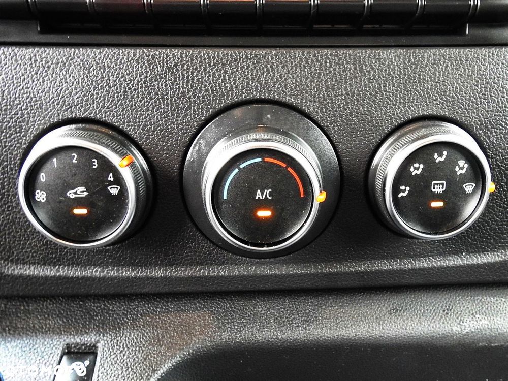 Renault MASTER PLANDEKA 10 PALET WEBASTO TEMPOMAT KLIMATYZACJA LEDY PNEUMATYKA  165KM - 36