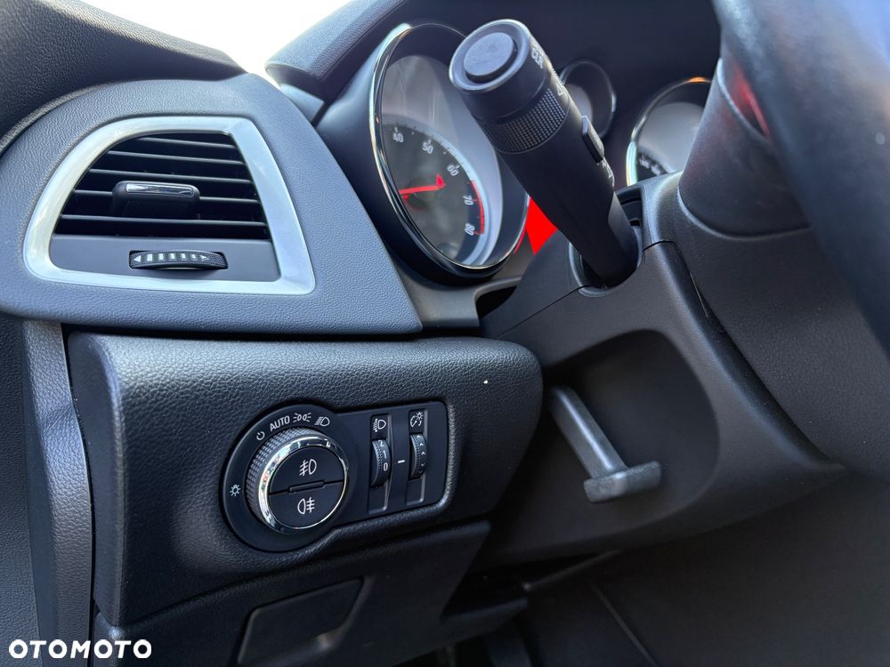 Opel Astra 1.4 Turbo Automatik Exklusiv - 23