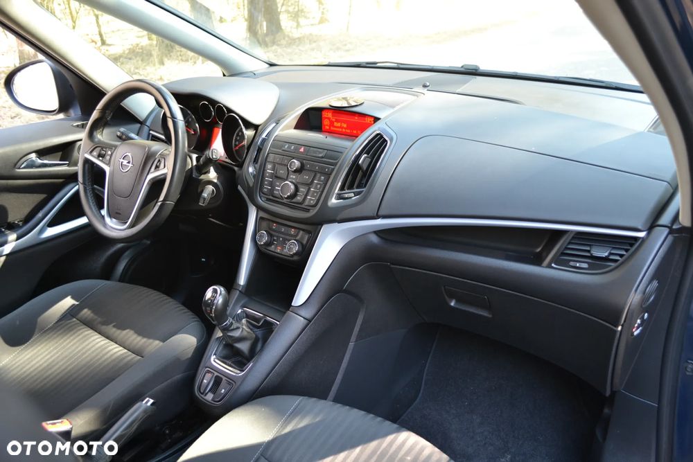 Opel Zafira 1.4 Turbo (ecoFLEX) Start/Stop Active - 14