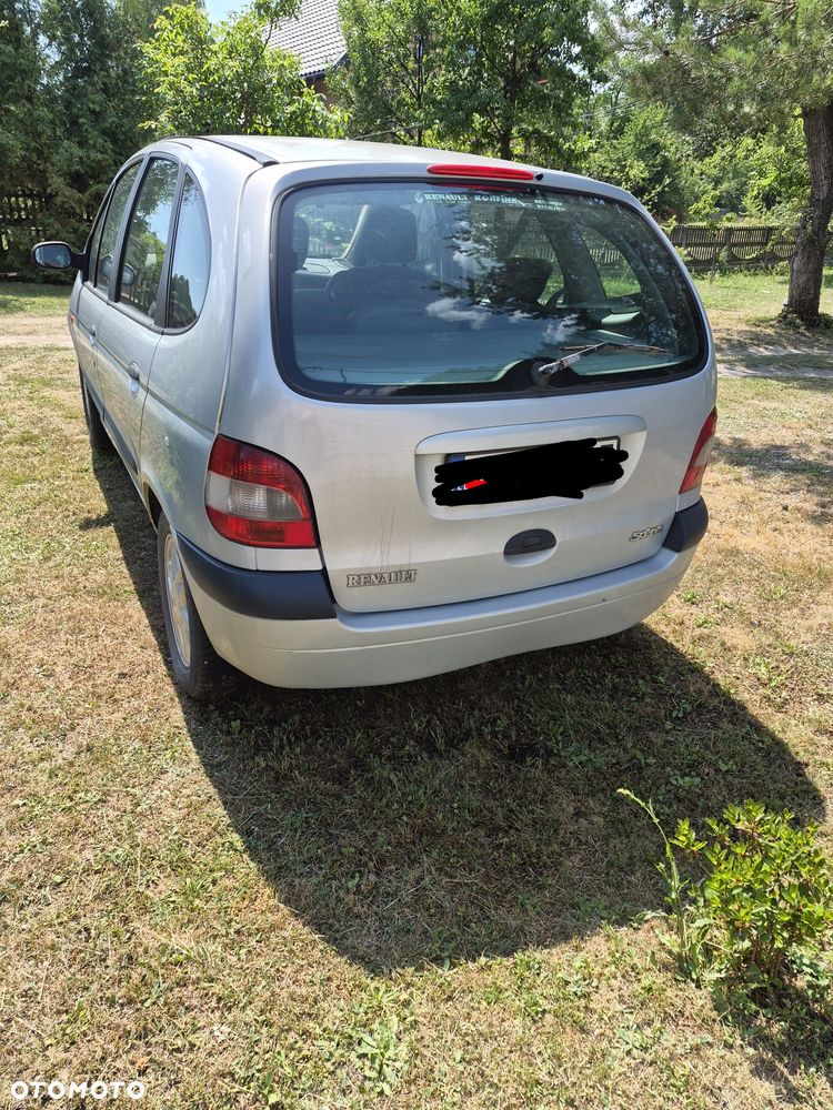 Renault Scenic - 2