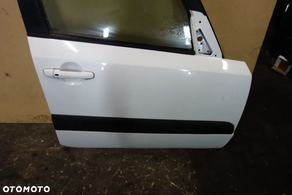 DRZWI PRAWY PRZÓD SUZUKI SX4 - 2