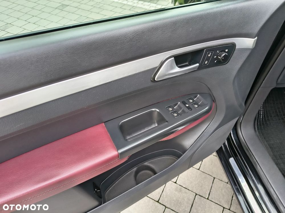 Volkswagen Touran 2.0 TDI Freestyle - 18