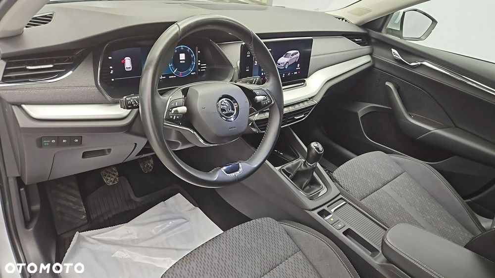 Skoda Octavia 1.5 TSI ACT Style - 9