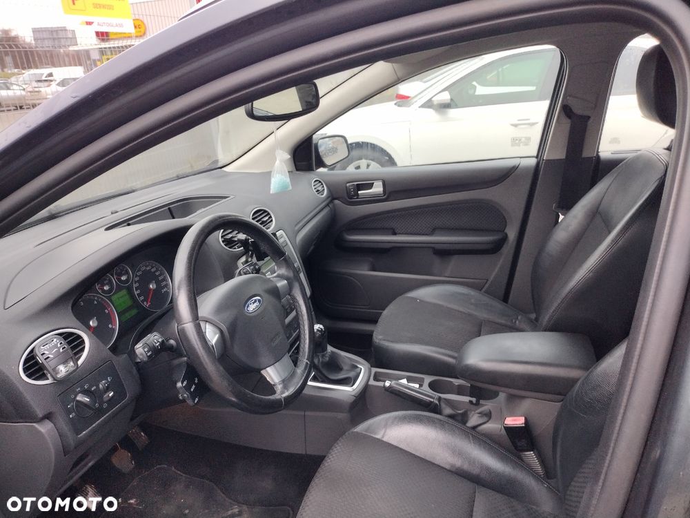 Ford Focus - 2