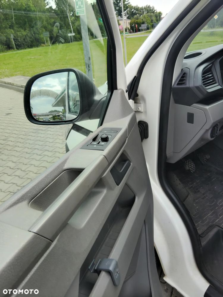 Volkswagen Transporter T6.1 - 10